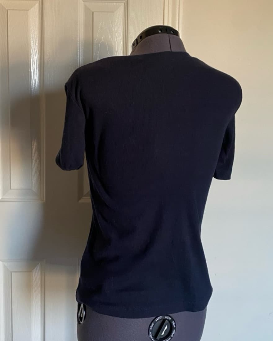 Cute Cut Out Top  - Image 2