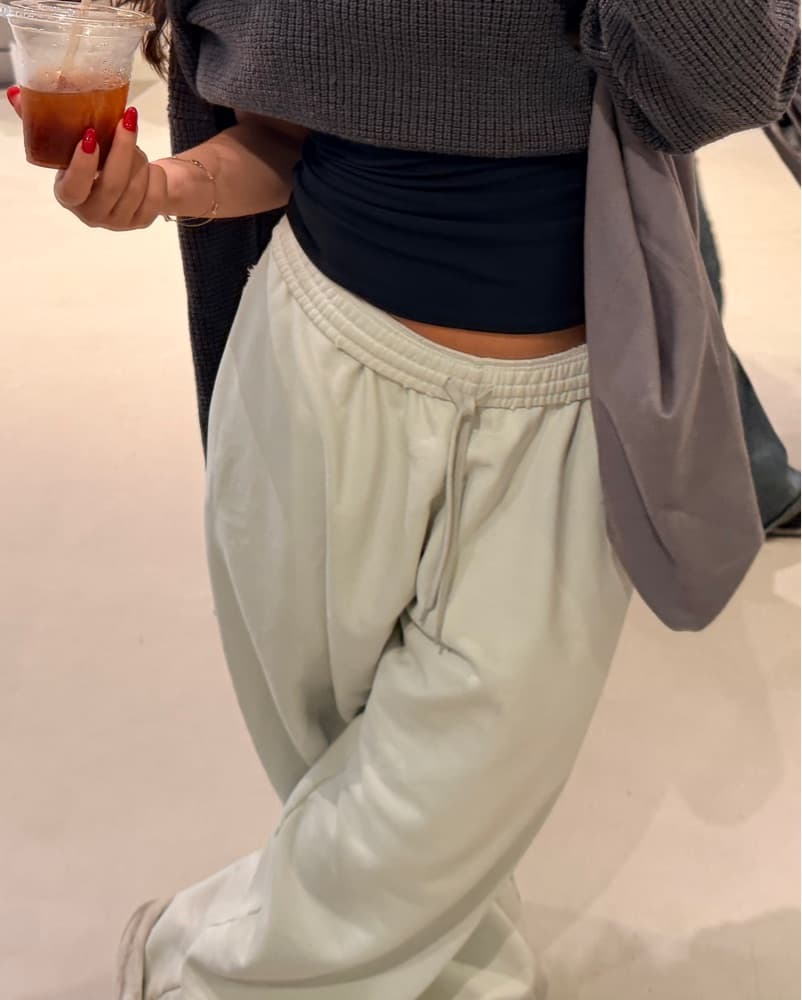 Balenciaga Oversized Sweatpants - Image 2