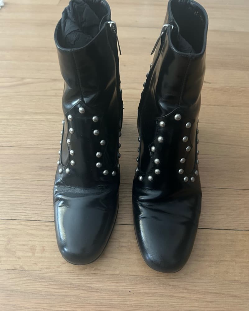 Saint Laurent Boots - Image 1