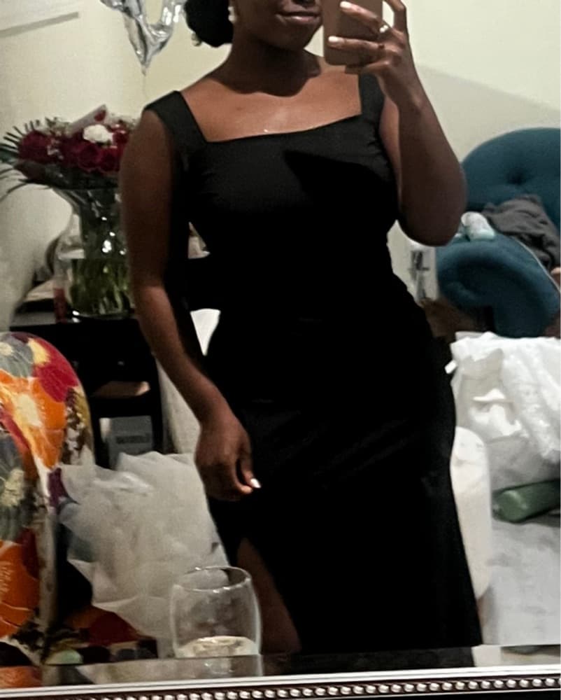 Black Dress With Bow - Image 2