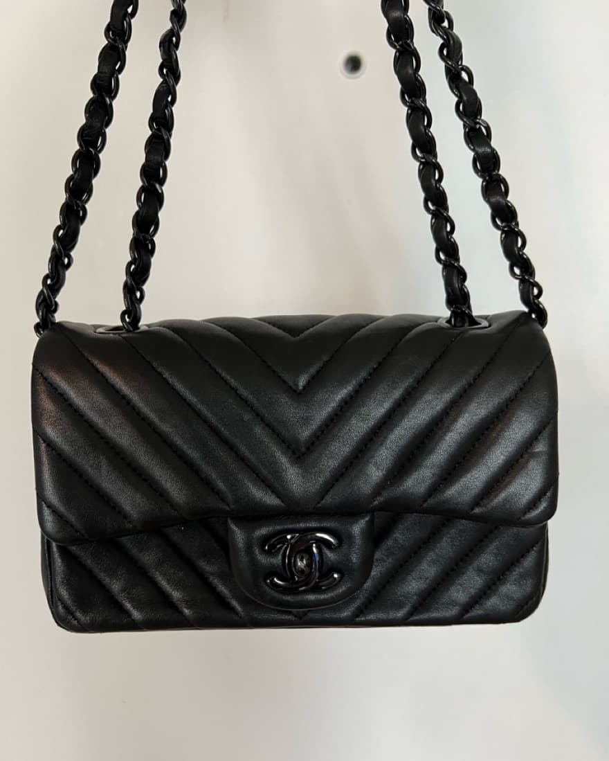 Chanel Chevron Vintage  - Image 1