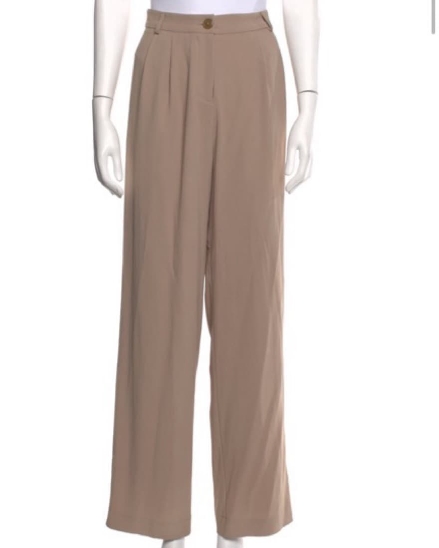 CONFERENCE outfit Mirror Palais Suit  - Image 3