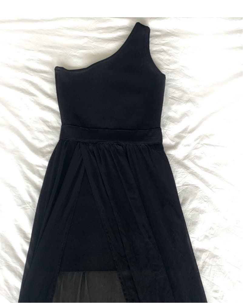Stretta Black Maxi Dress - Image 5