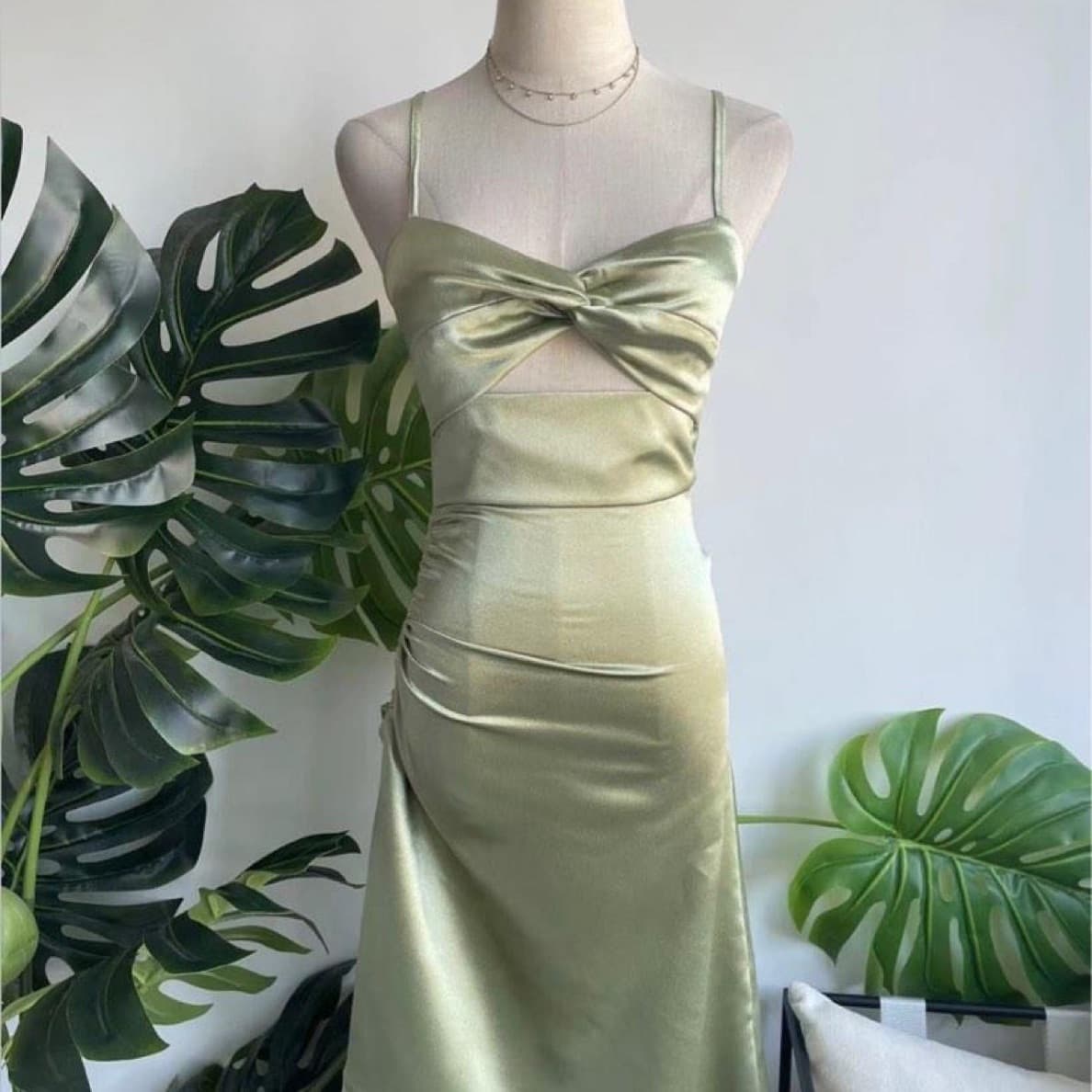Cider Satin Green Dress NWT - Image 2