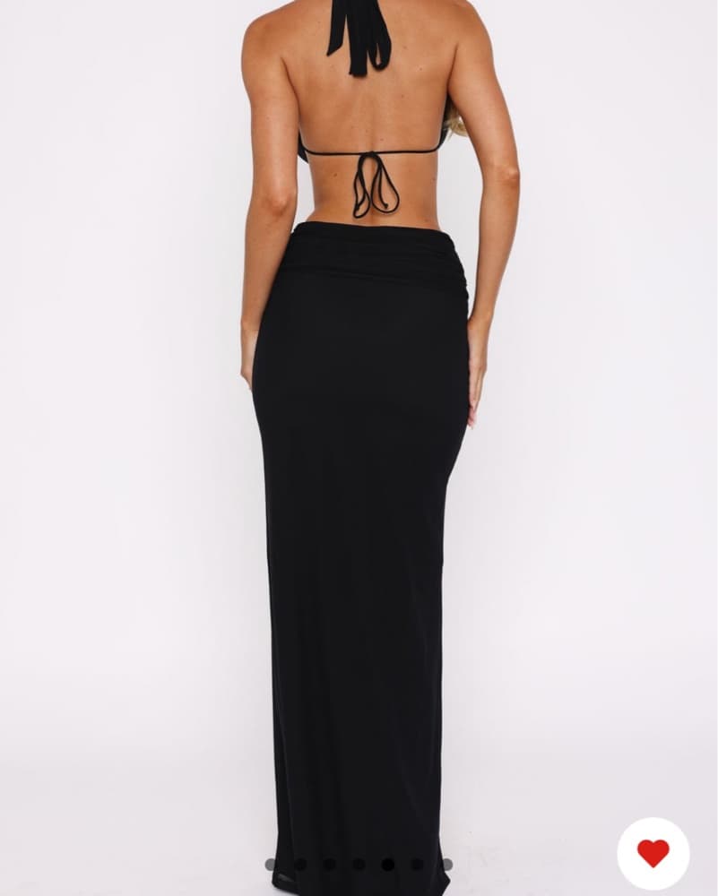 Sleek Backless Black Gown - Image 3