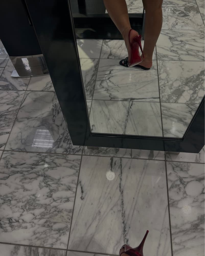 Christian LOUBOUTIN - Image 2