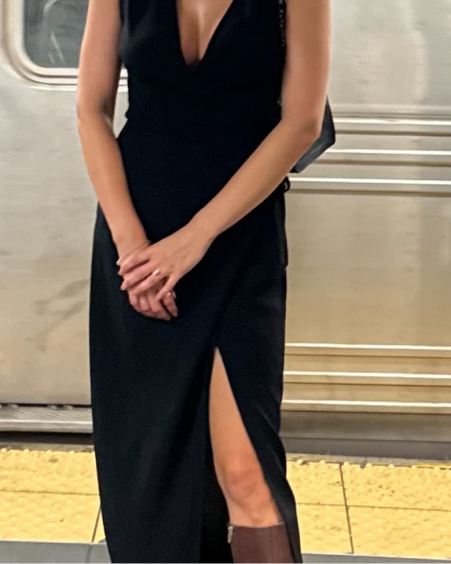 Elegant Black Maxi Dress - Image 1
