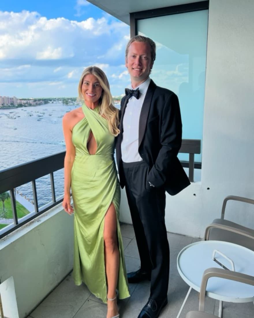 Elegant Satin Gown with Slit - Image 3
