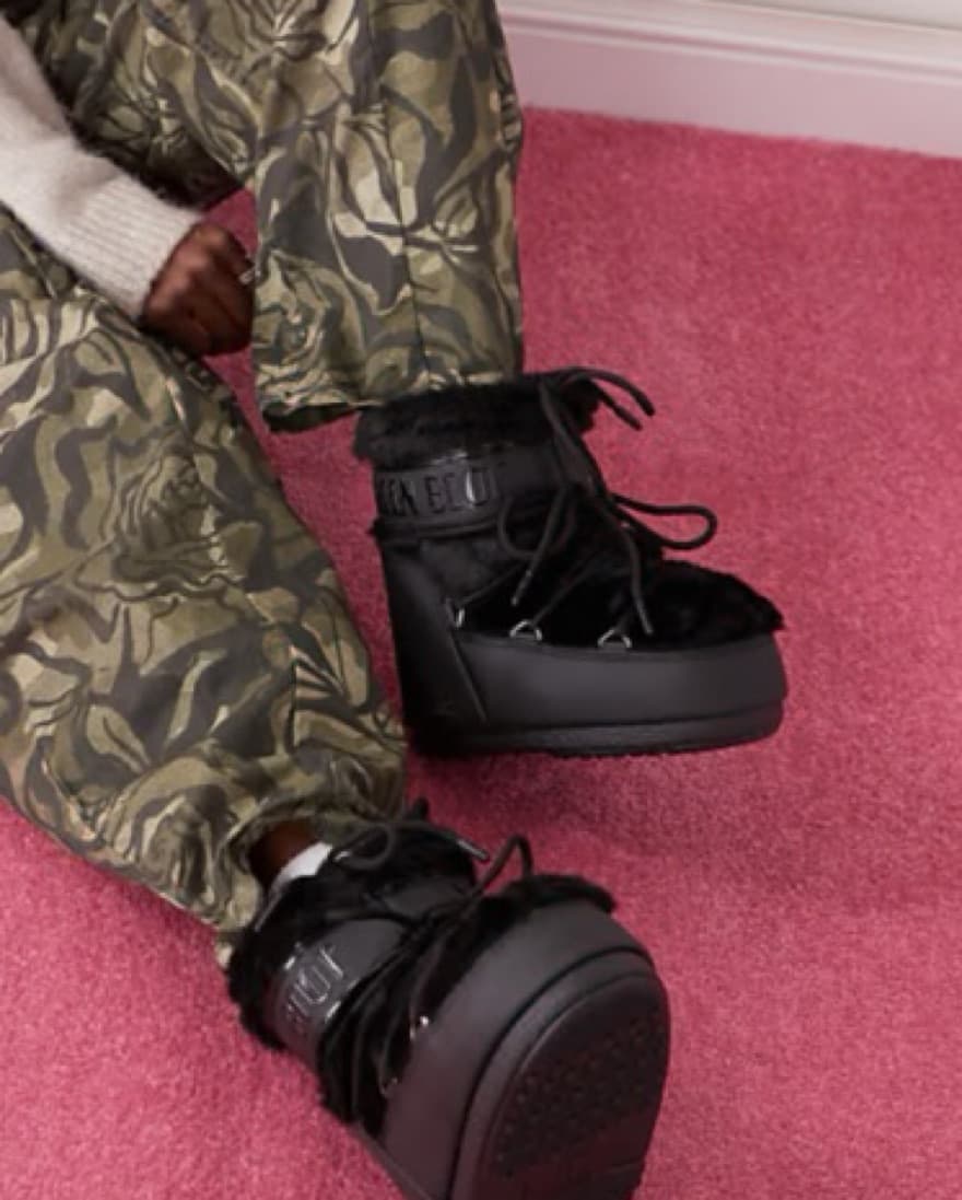 MOON BOOT Icon Low Black Fur Boot - Image 2