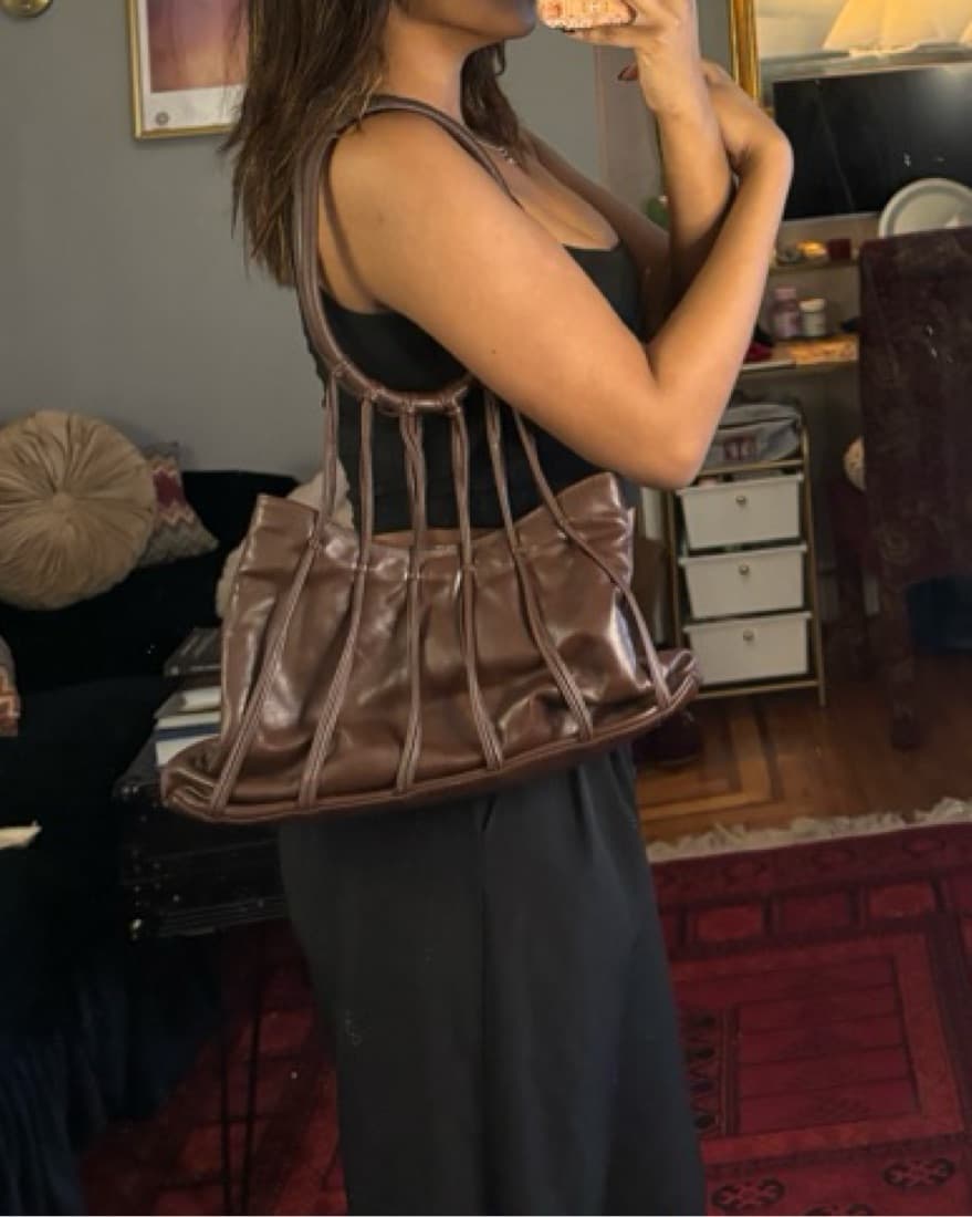 Chic Leather Tote with Unique Design - Image 3