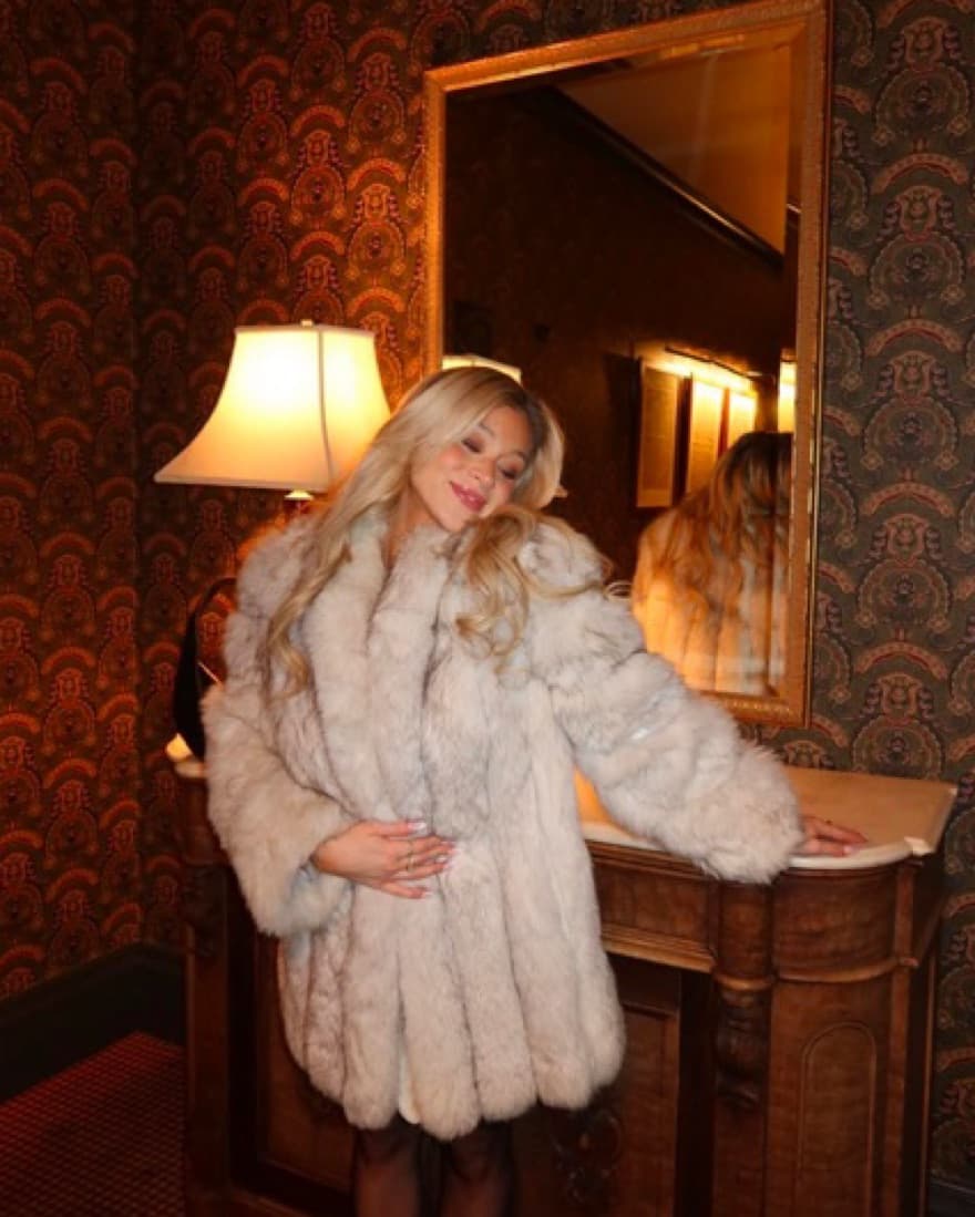 Vintage Italian fur Coat - Image 5
