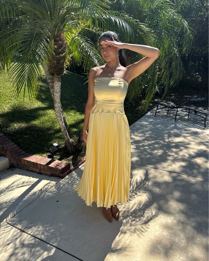 Abercrombie & Fitch Butter Yellow Dress - Image 5