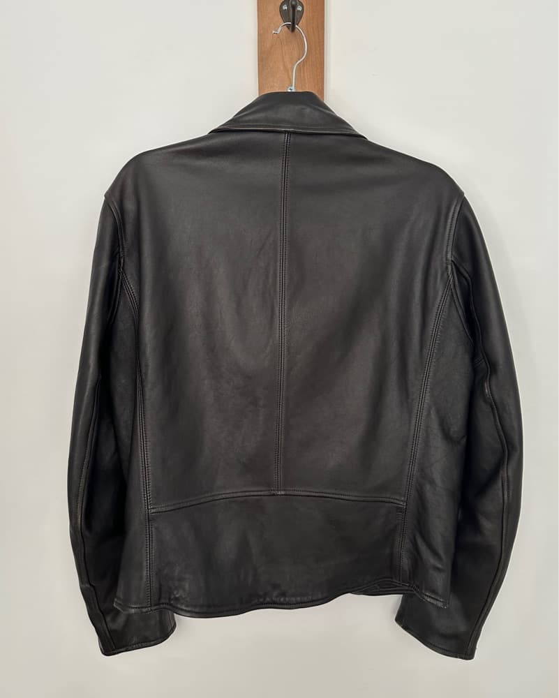 Sleek Black Leather Biker Jacket - Image 2