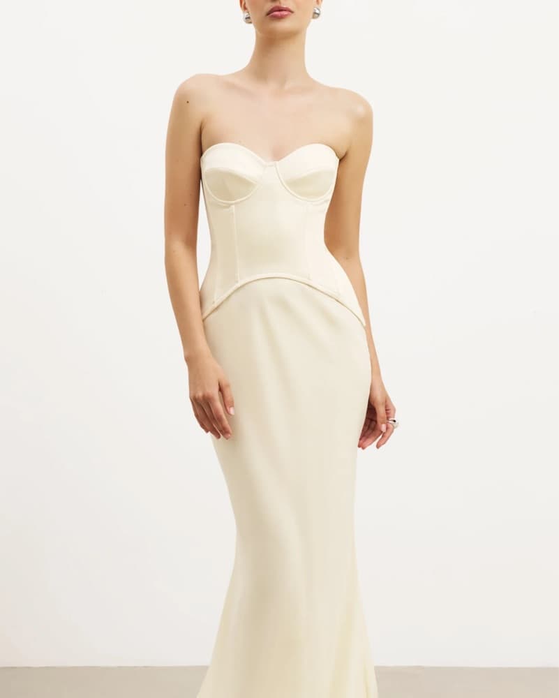 SATIN CORSET GOWN WITH SWEETHEART NECKLI - Image 1