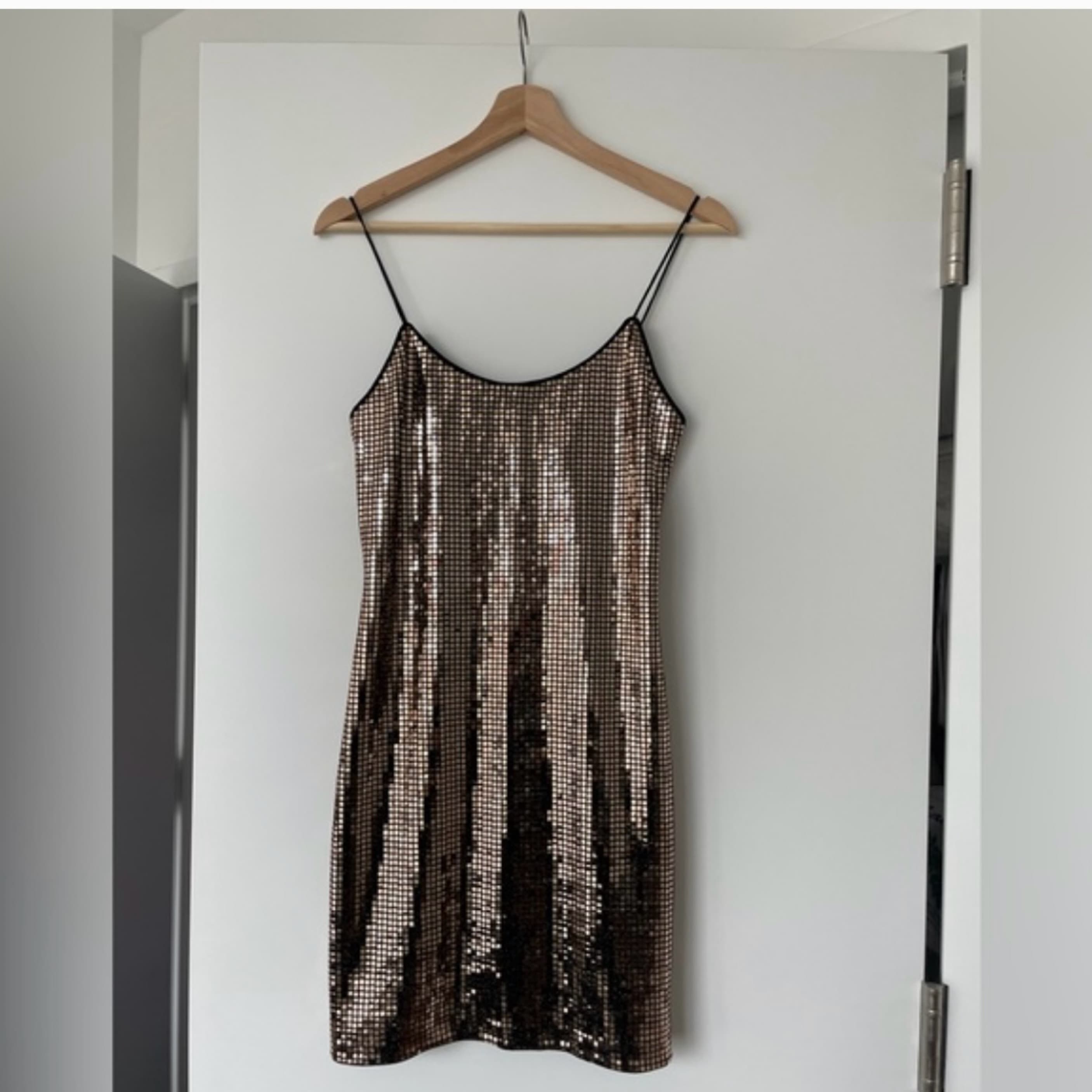Alice & Olivia Party dress - Image 3