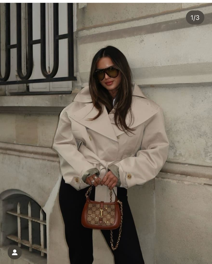 Helsa Oversized Cropped Trench Coat - Image 3