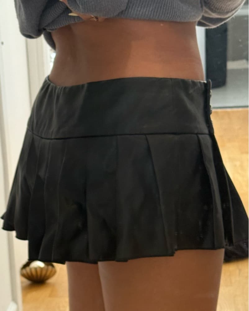 Iamgia Leather Skort! - Image 3