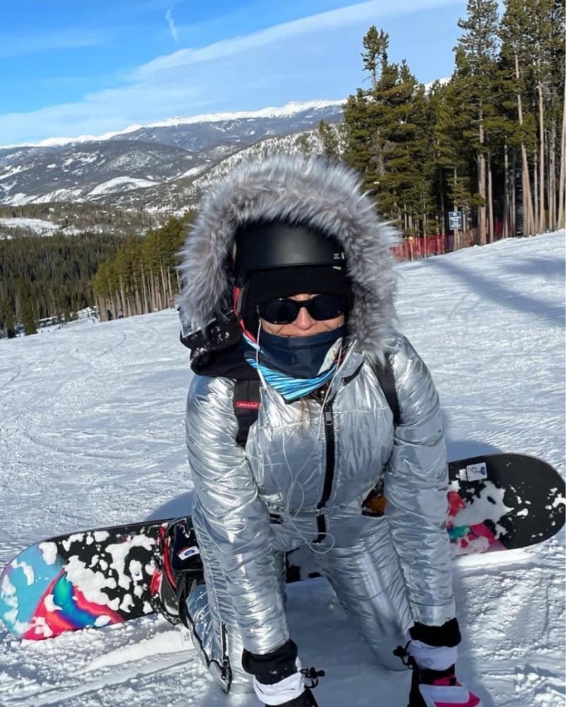 Silver Ski Or Snowboarding Suit - Image 3