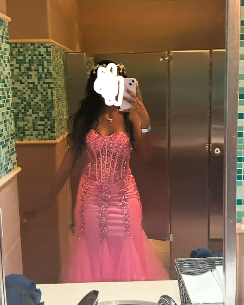 Pink mermaid prom dress - Image 1