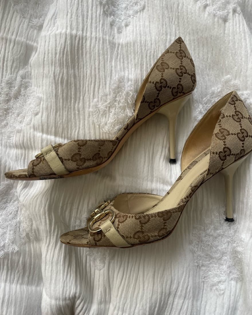 Gucci Kitten Heels - Image 3