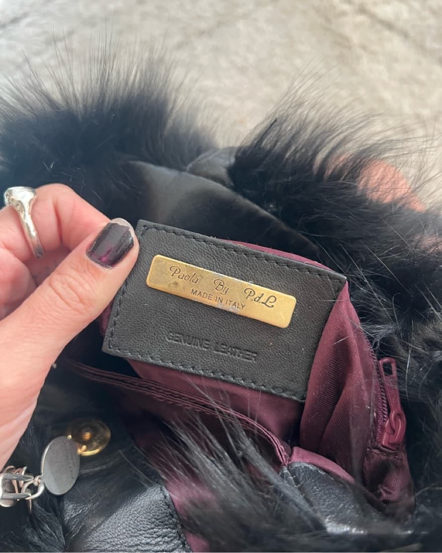 Vintage Fur Black Purse - Image 2