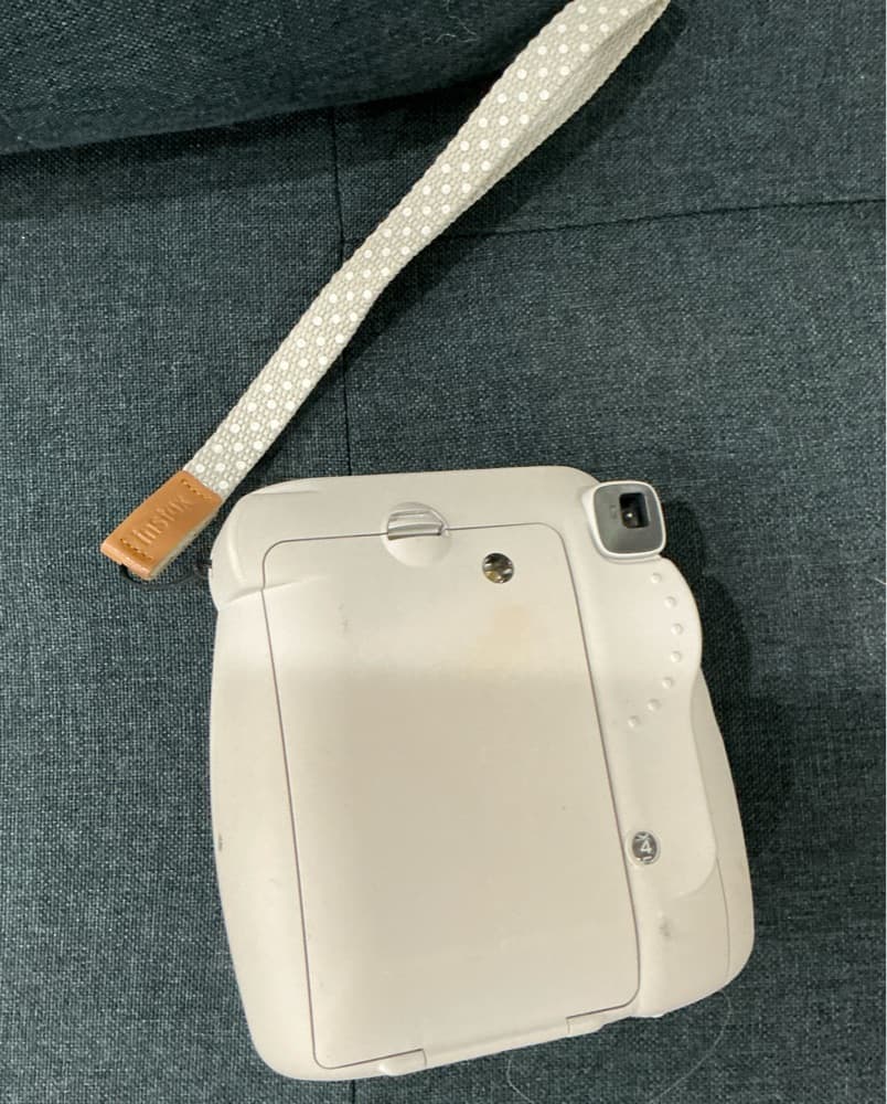 Instax Mini 9 Polaroid Camera - Image 2