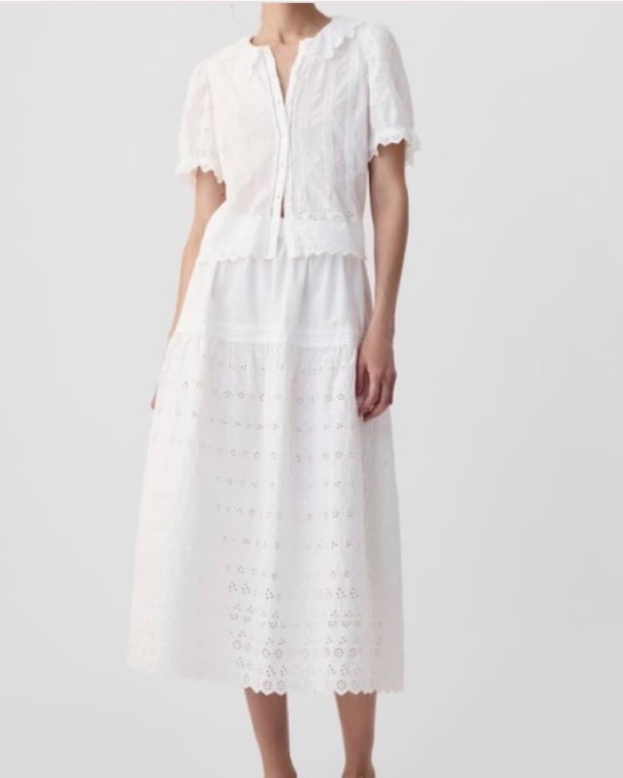 Gap Doen Eyelet Set  - Image 1