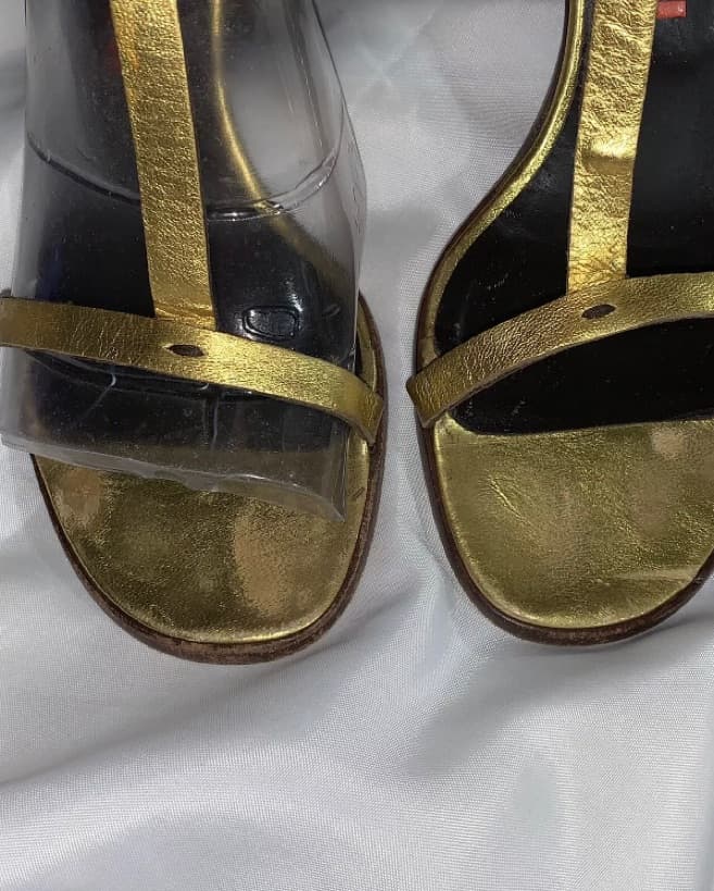 MIU MIU size 37 gold SANDALS - Image 4