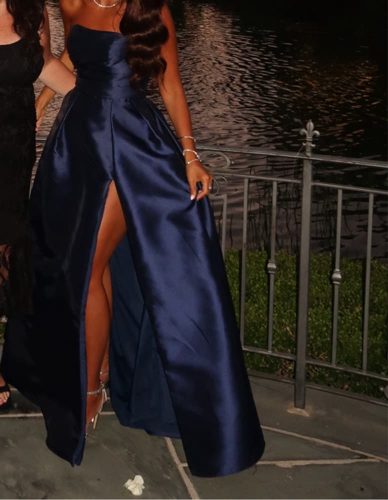 Bari Jay Navy Blue Ballgown - Image 2