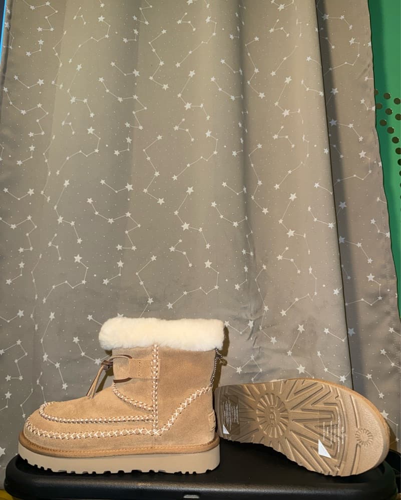 UGG Classic Mini Alpine Lace Boots - Image 3