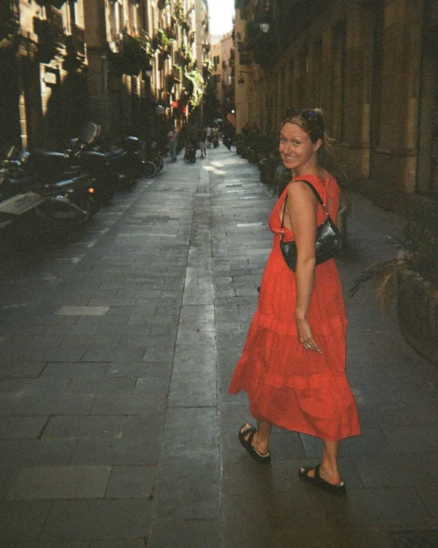 Coral Tiered Midi Dress - Image 5