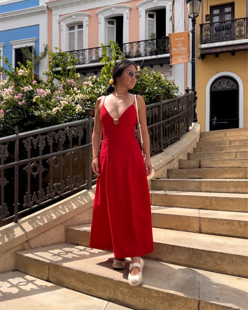 Stunning Red Linen Midi Dress - Image 1