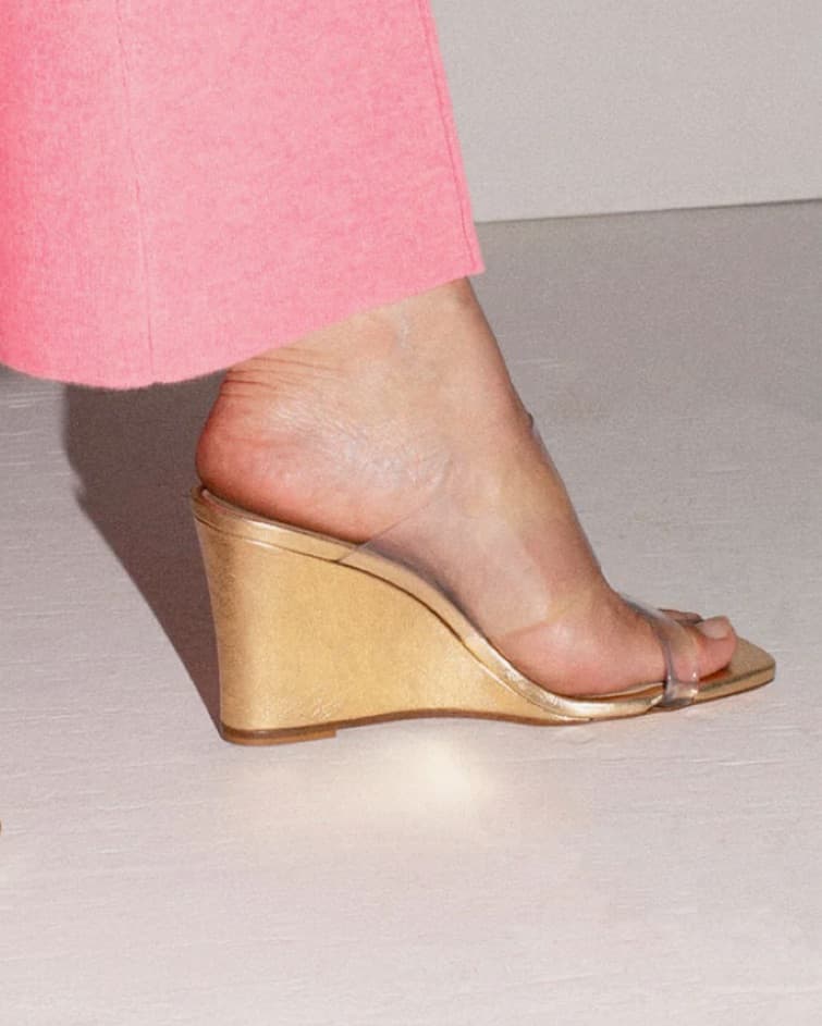 Maraym Nassir Zadeh gold olympia wedge  - Image 5