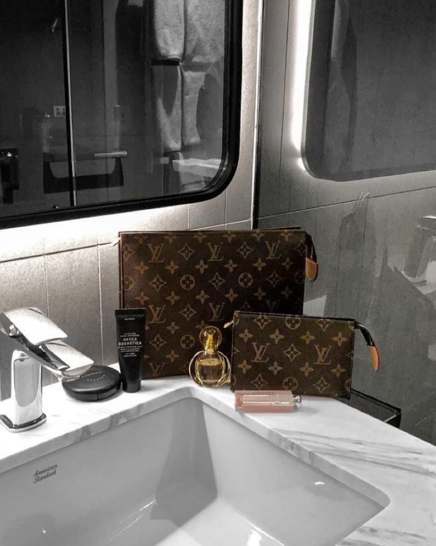 Louis Vuitton Pouch - Image 1