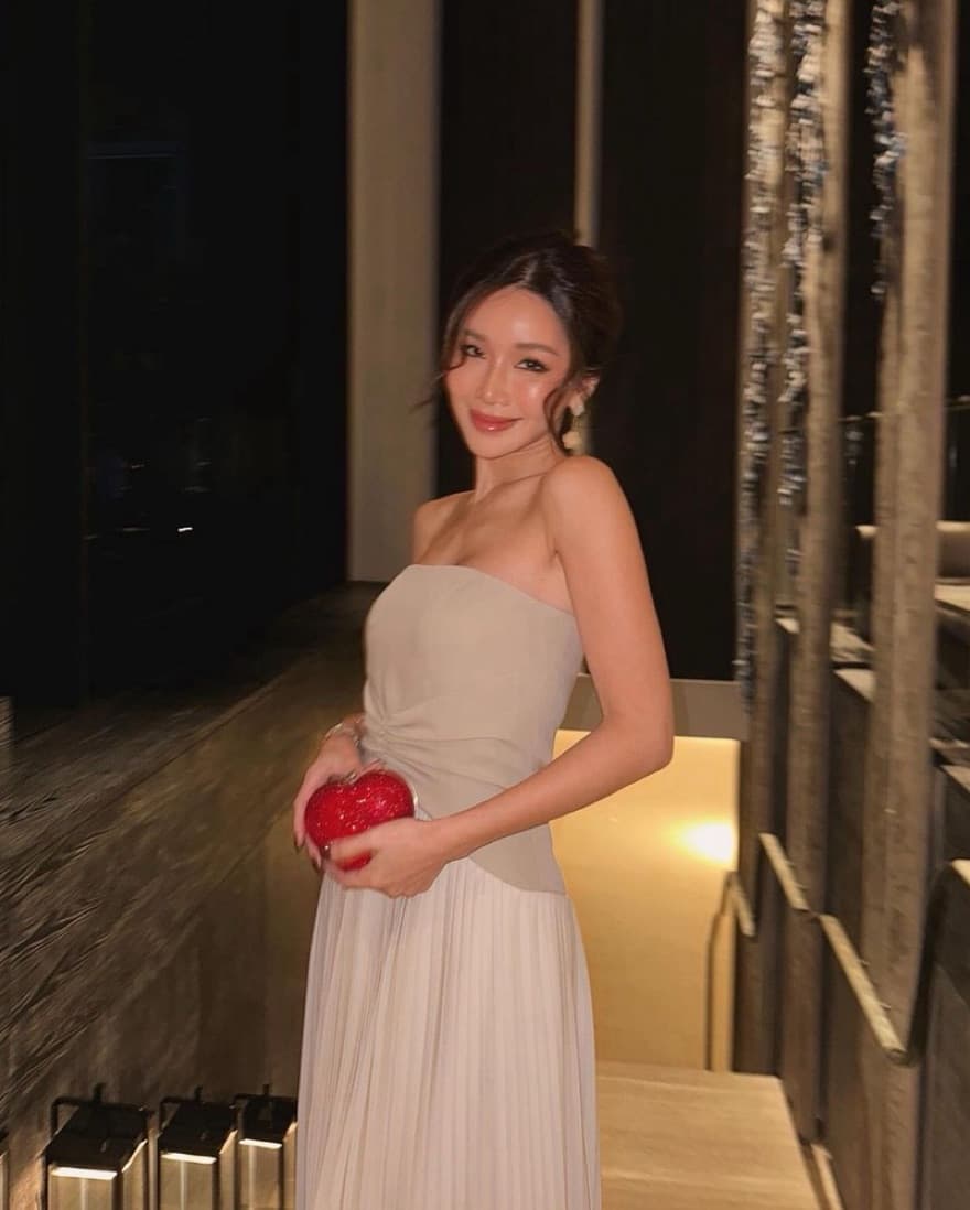 Light Green Evening Dress - Image 3