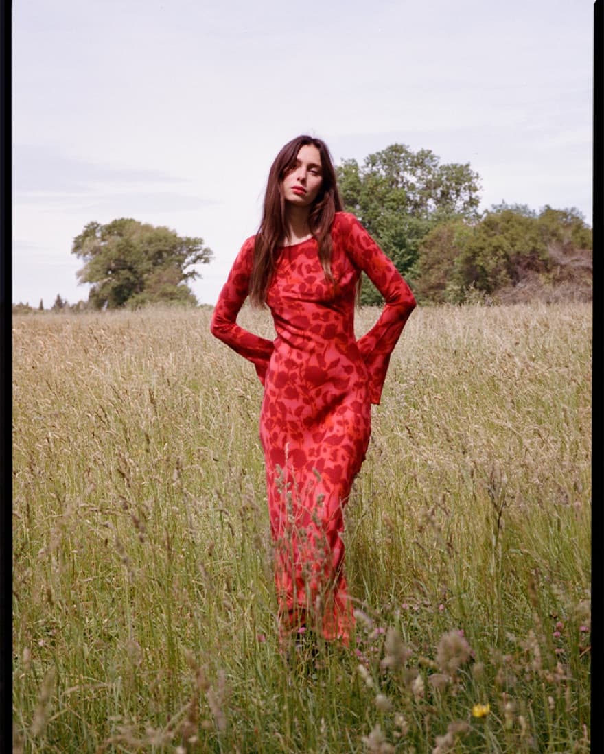 Red Realisation Gia - Image 3