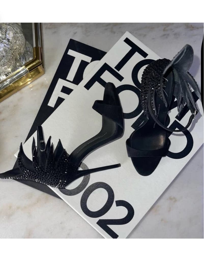 Giuseppe Zanotti Crystal Black Heels 8.5 - Image 4