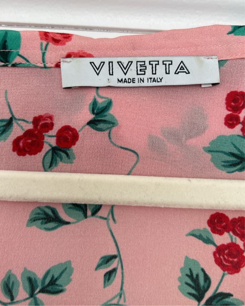 Vivetta Italian Designer Silk Floral Flower Abstract Button Down Top Pink Unique Rose Blouse  - Image 5