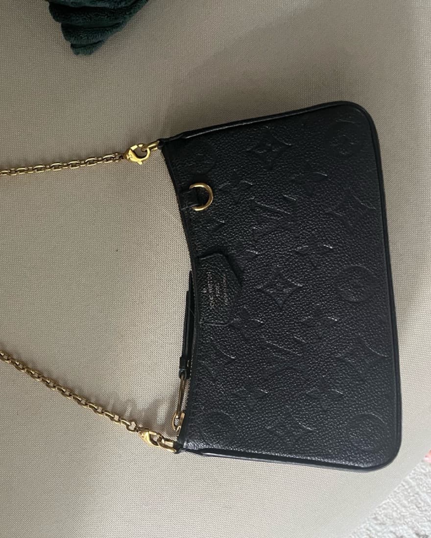 Louis Vuitton Black Shoulder Bag - Image 3