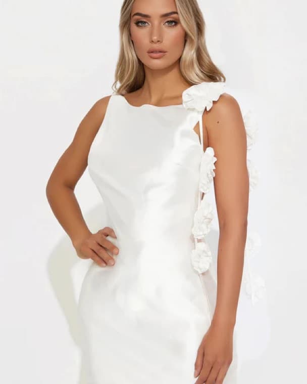 Elegant White Ruffle Dress - Image 3