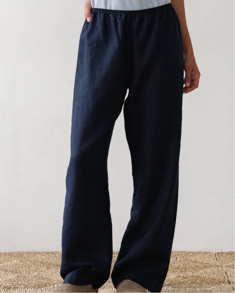 Relaxed Navy Linen Pants - Image 4