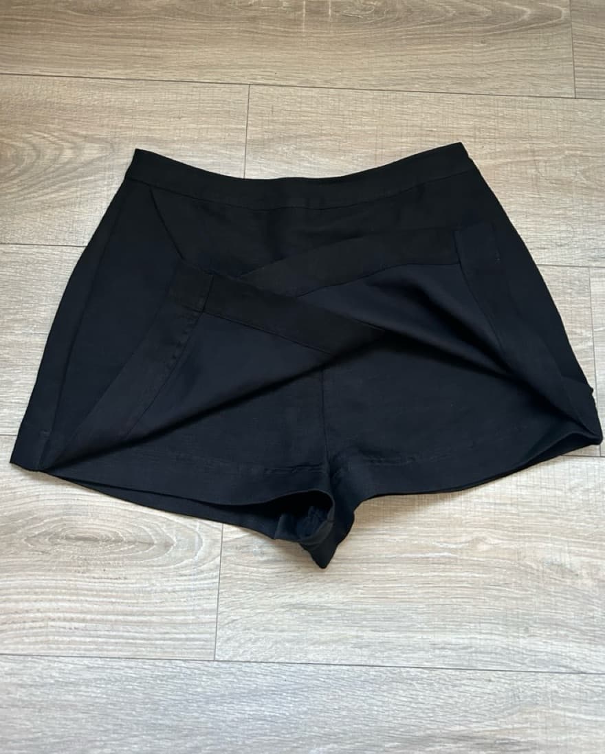 Cult Gaia Alma Skort In Black  - Image 3