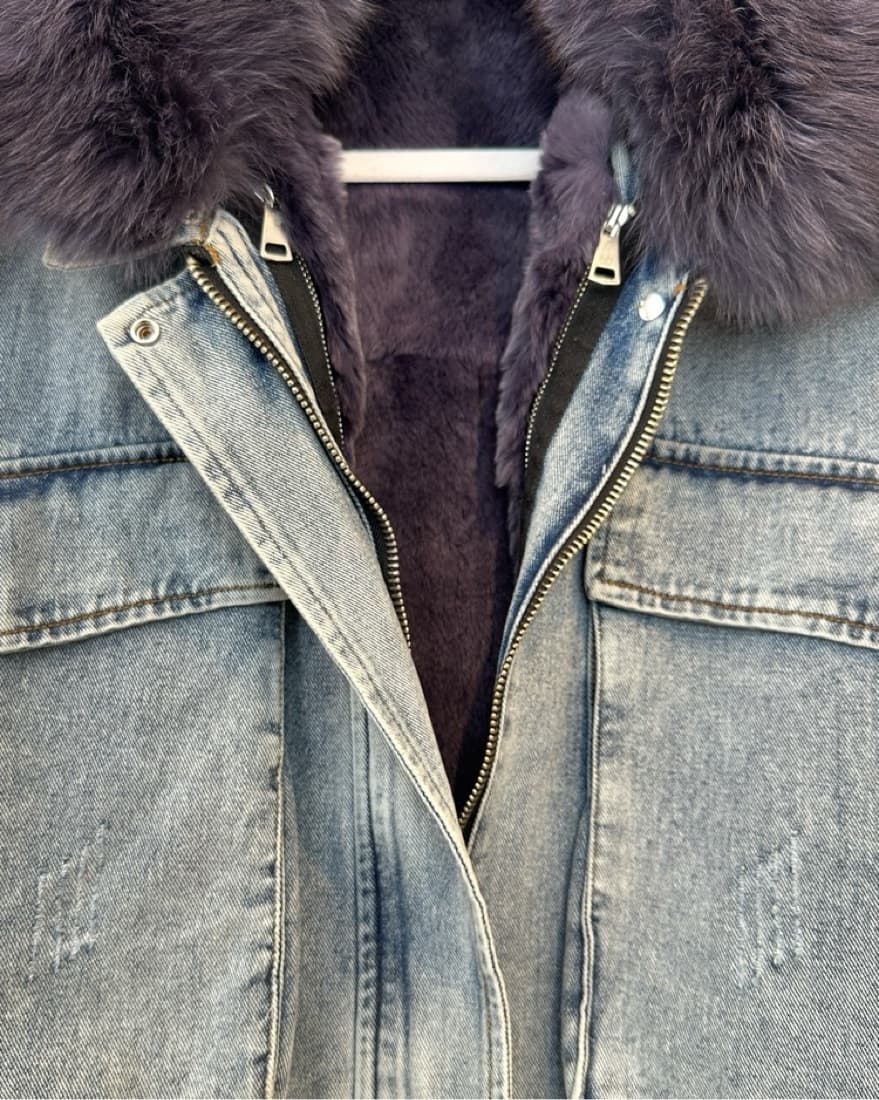 Jean Jacket With Fur - Image 4
