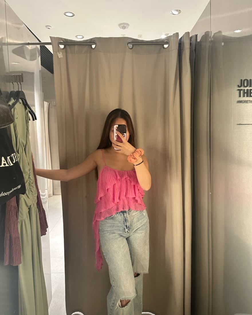 Zara Ruffled Layer Top ❤️ - Image 4