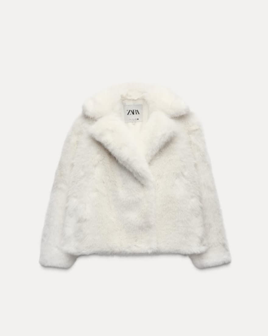 Elegant Faux Fur Coat  - Image 4