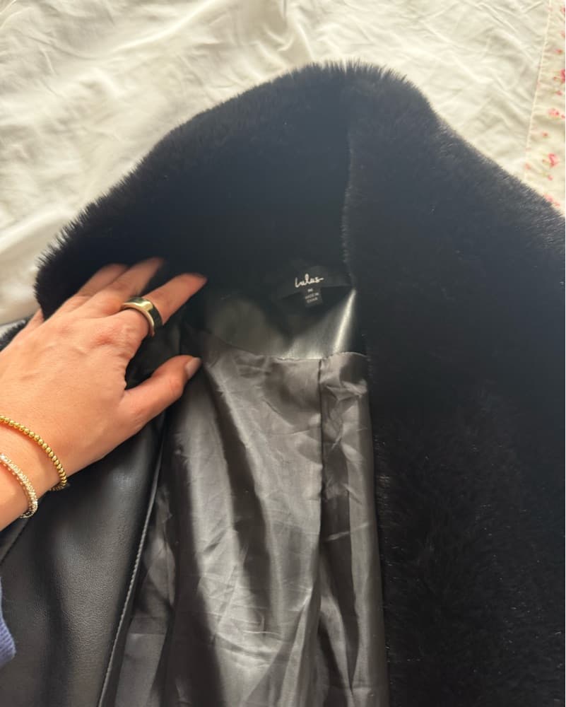 Lulus Long Leather Coat W Fur - Image 4
