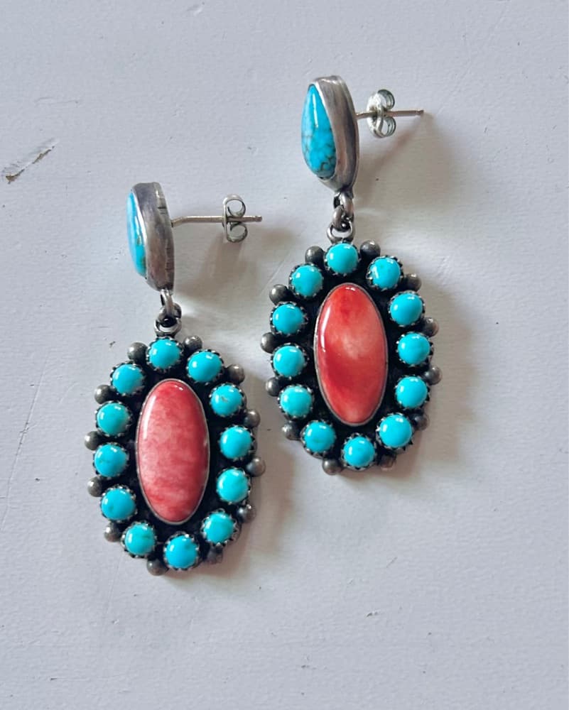 Turquoise And Spiny Oyster Diné Earrings - Image 2