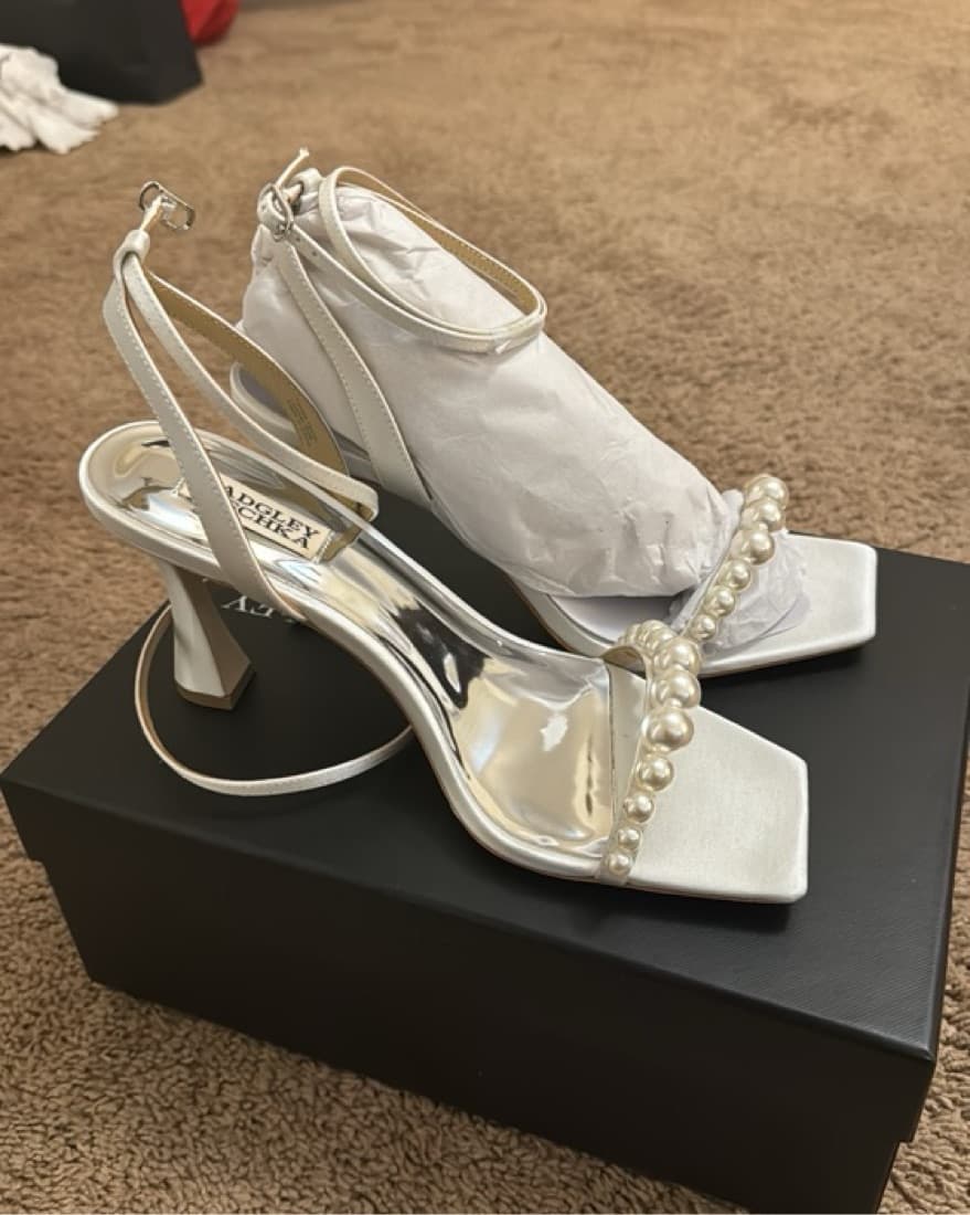 Badgley Mischka Cailey Size 9  - Image 2