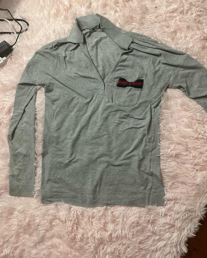 gray Gucci shirt - Image 2