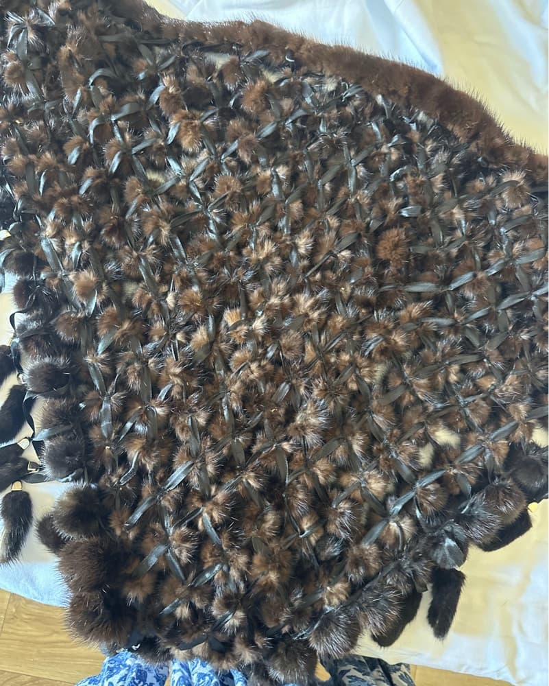 Uzbek Mink Fur Shawl - Image 6
